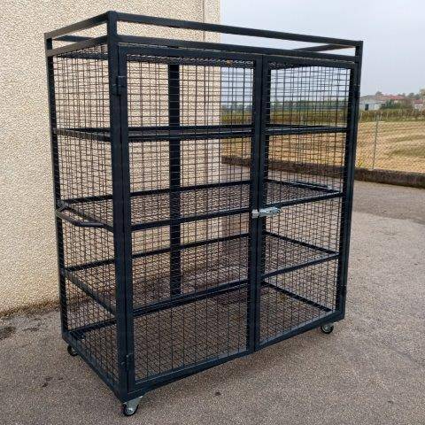 Vivisport Armadio Porta Attrezzi in Rete Verniciato con Maniglioni e Ruote - Art. 1048