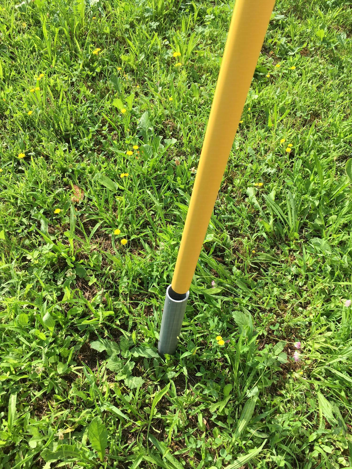 Vivisport Set 4 pali calcio d'angolo fissi con bussole, bandierine, clips - 6401