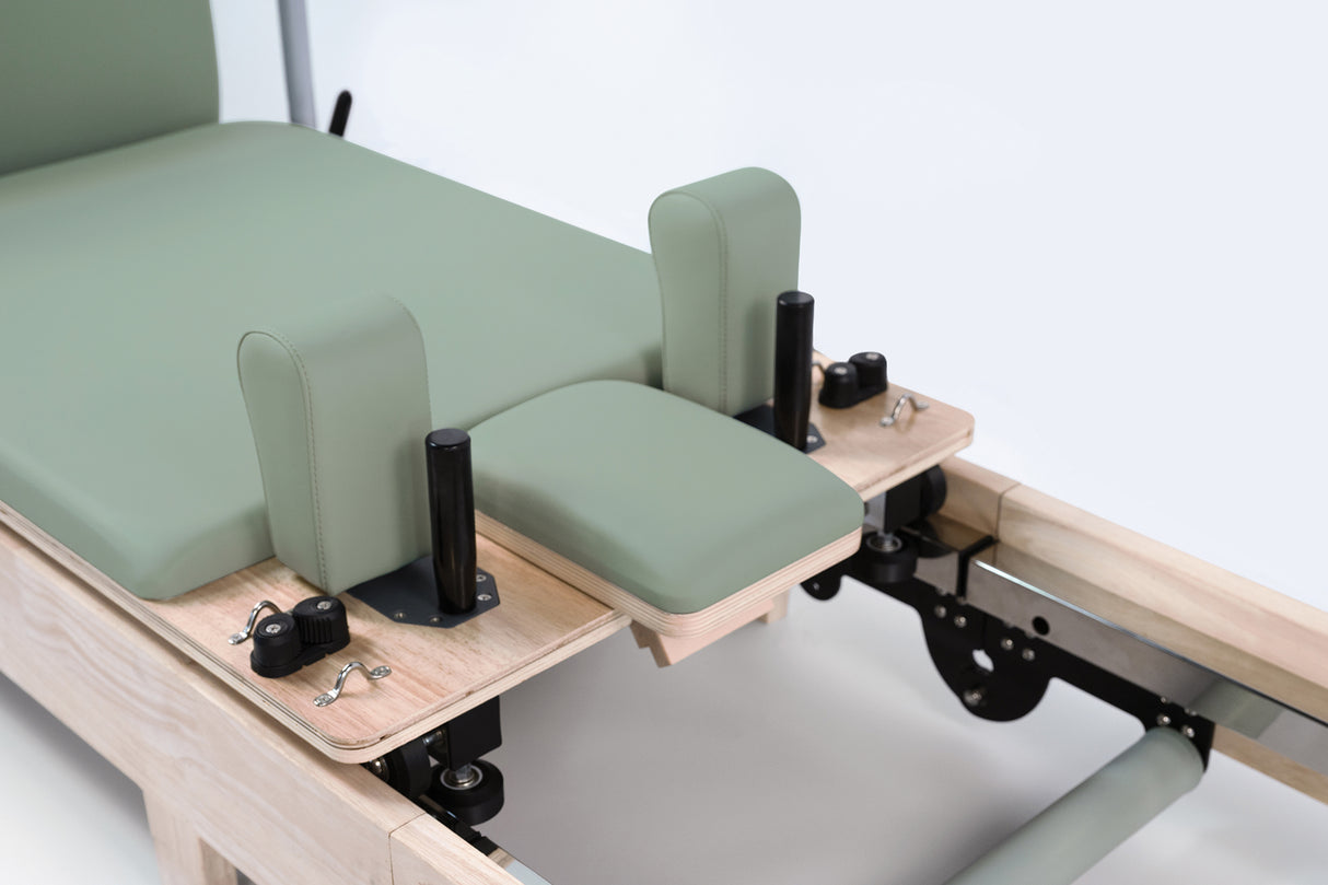 Liveness Reformer in legno di quercia naturale pieghevole Green Tea PTX-3000G