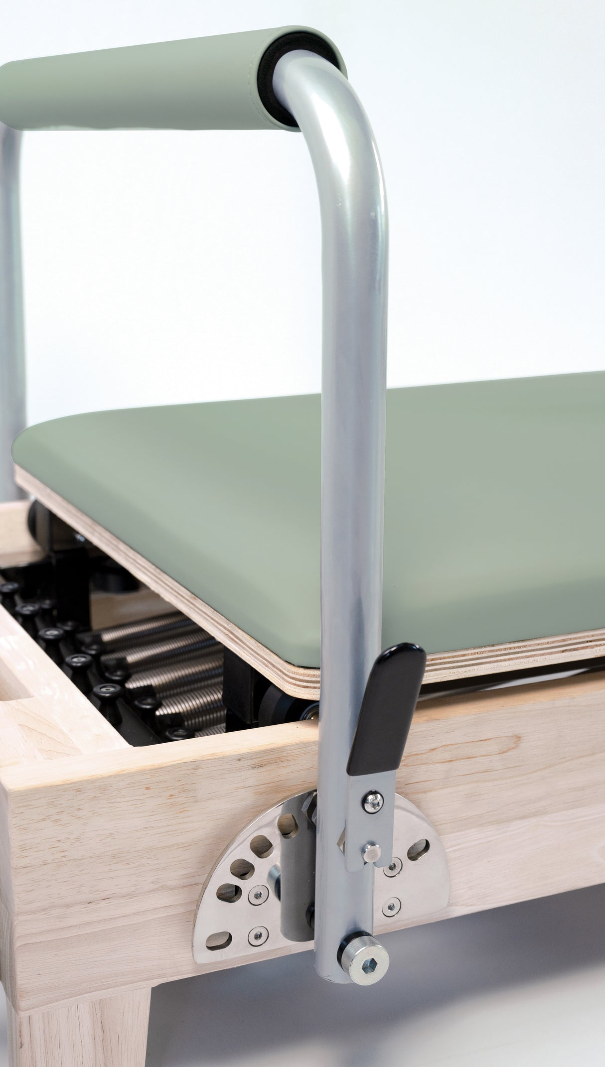 Liveness Reformer in legno di quercia naturale pieghevole Green Tea PTX-3000G