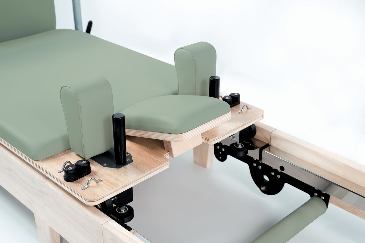 Liveness Reformer in legno di quercia naturale pieghevole Green Tea PTX-3000G