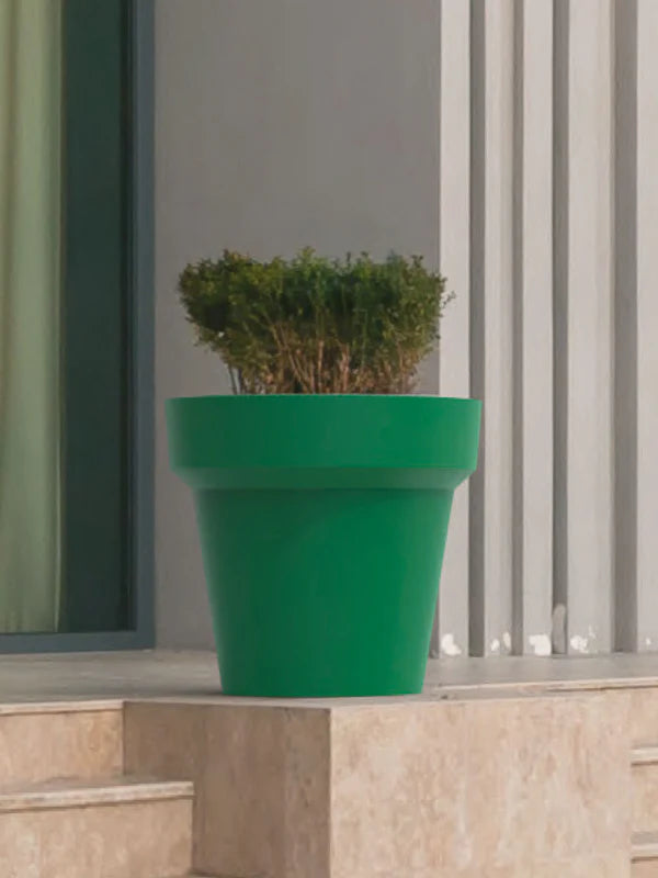 Arkema Design Outdoor Pot Vase
