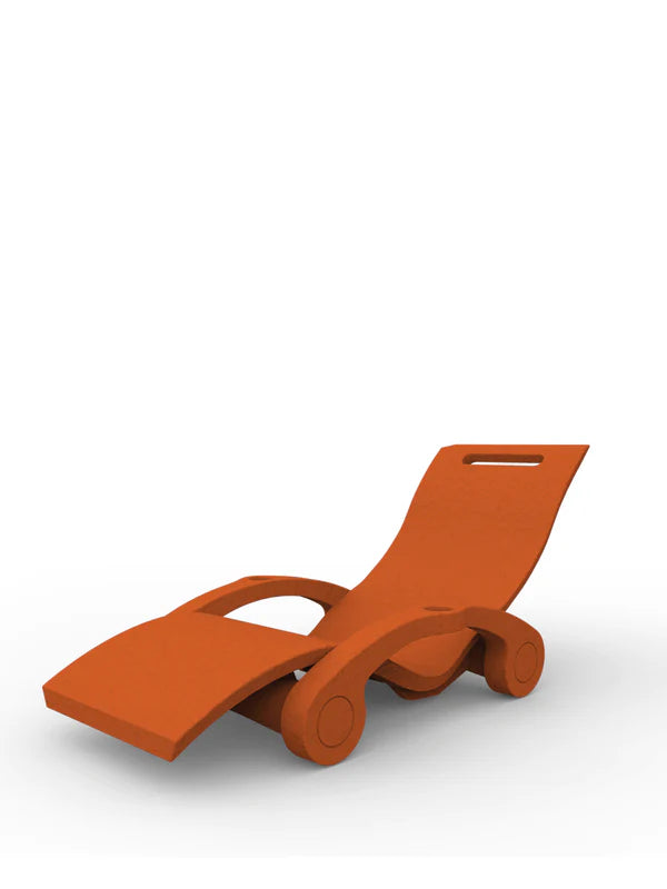Arkema Serendipity Floating Chaise Lounger in Polyethylene - S130
