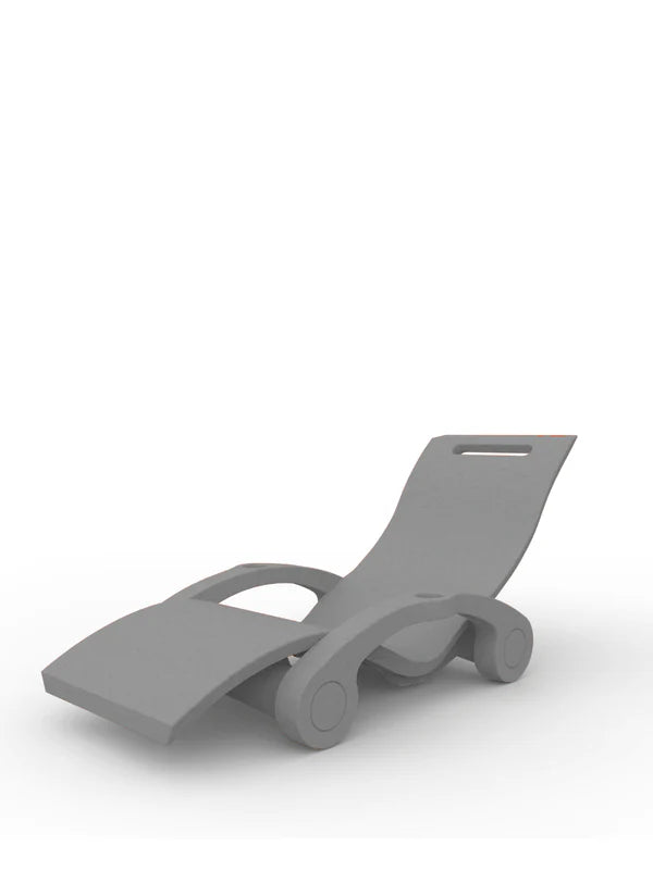 Arkema Serendipity Floating Chaise Lounger in Polyethylene - S130