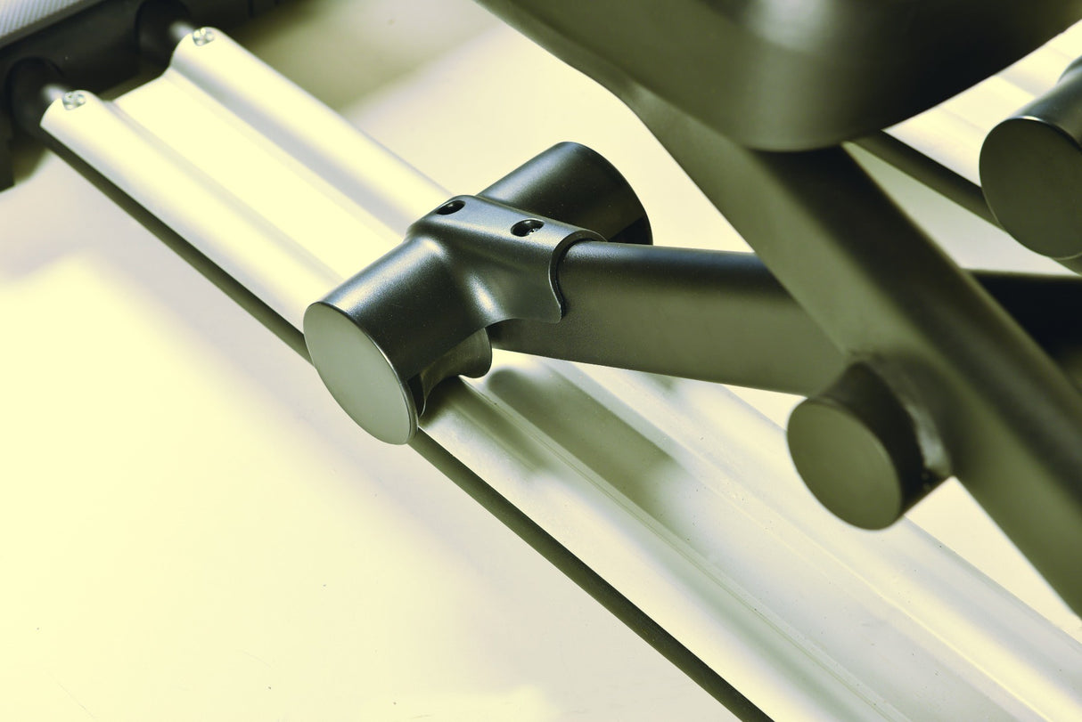 Toorx ERX 9500 TFT Ellittica volano anteriore - App ready 3.0