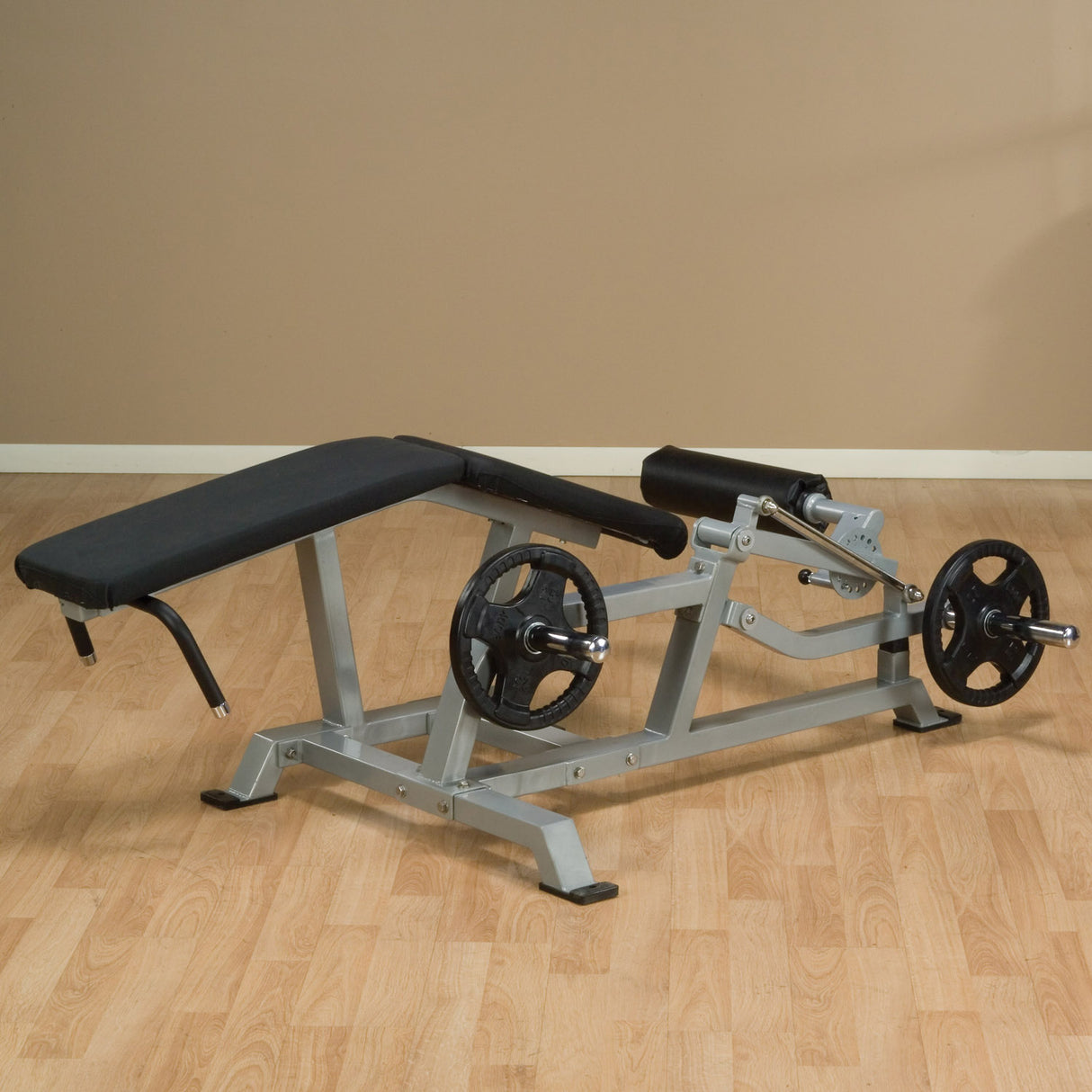 Body-Solid Leverage Leg Curl LVLC