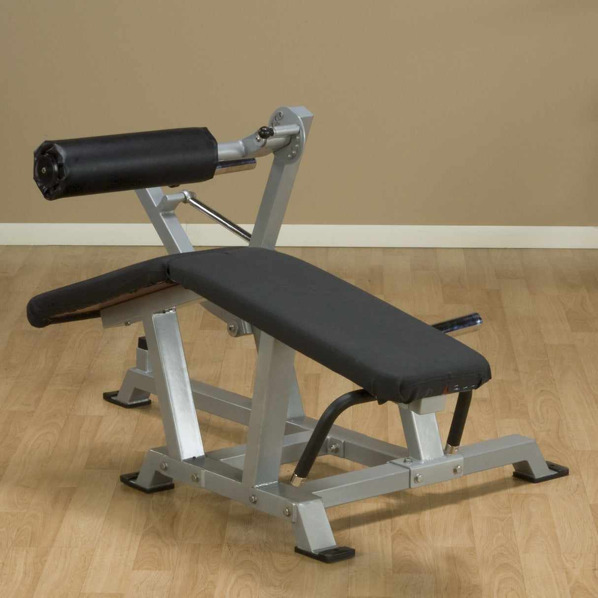 Body-Solid Leverage Leg Curl LVLC