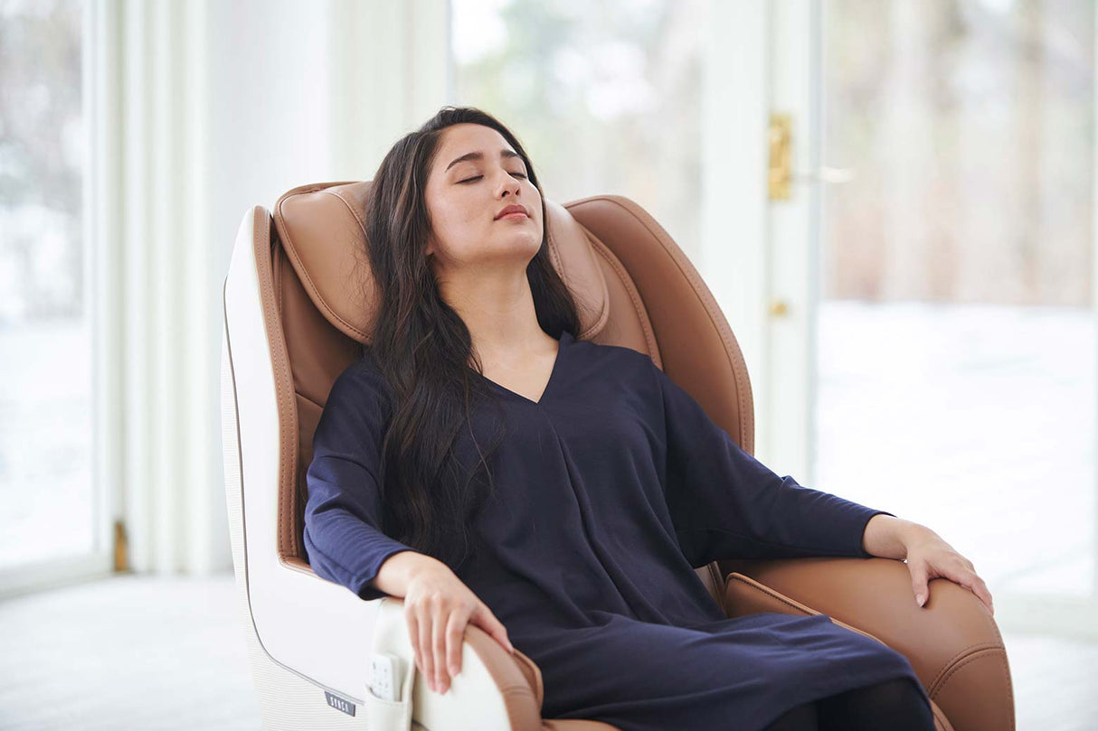 Synca Wellness CIRC PLUS Compact Massage Chair