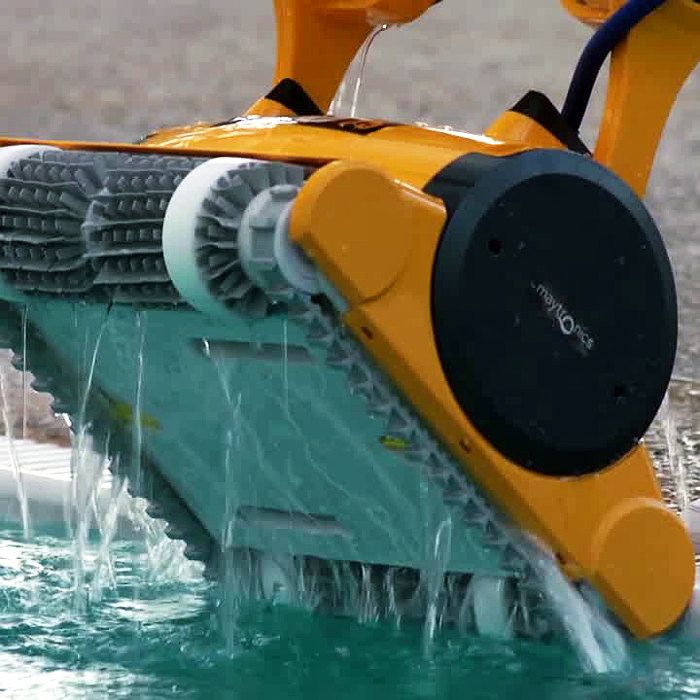 Dolphin Robot pulitore Wave 30 - piscina in piastrelle