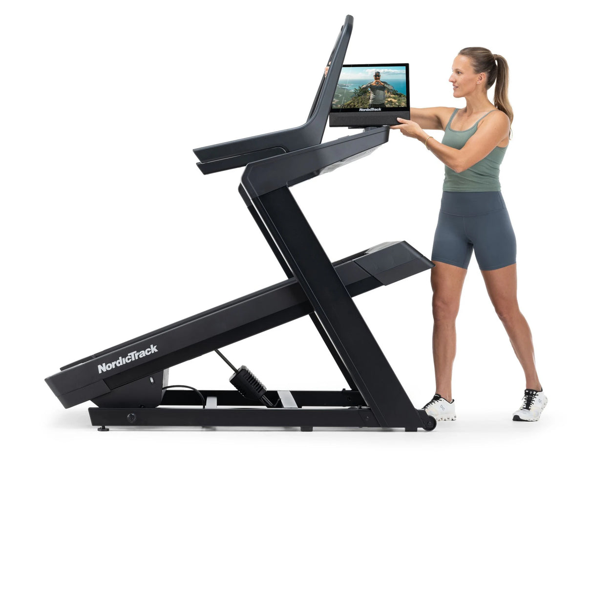 Nordictrack Treadmill X16 Incline Trainer
