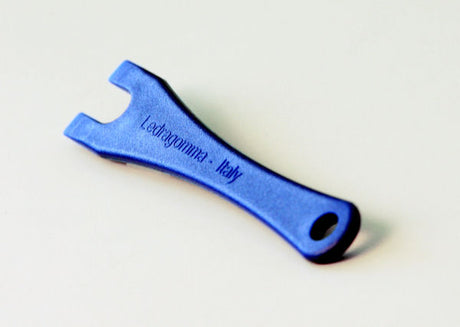 plug remover.jpg