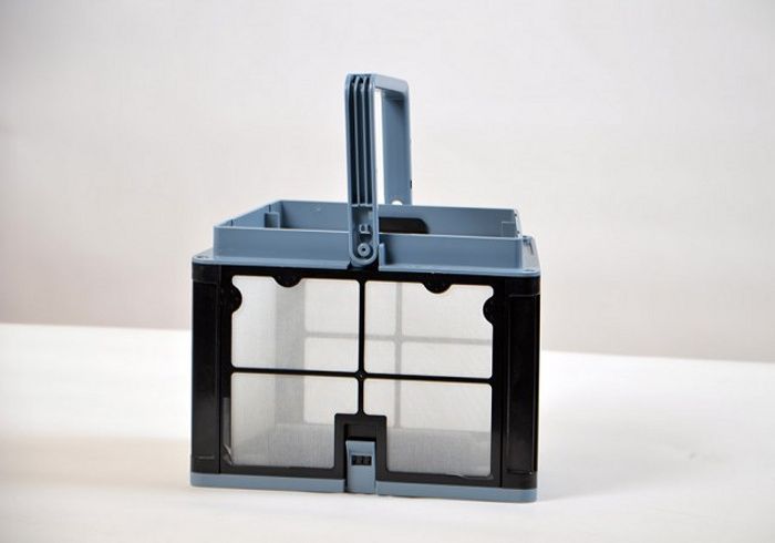 Dolphin Pool Cleaner E20 PRO Cleaning Bottom and Walls