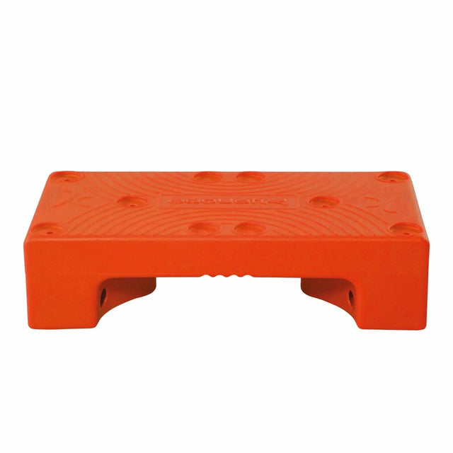 {"sku":"AFT0018B-Arancione","price":"174.9","inventoryItem":{"cost":"76.800000"},"inventoryQuantities":{"availableQuantity":0,"locationId":"gid://shopify/Location/85992997165"},"weight":10,"mediaSrc":["https://static.fitmax.it/media/catalog/product/s/t/step_arancio_3_1.jpg"],"title":"Arancione","options":["Arancione"]}